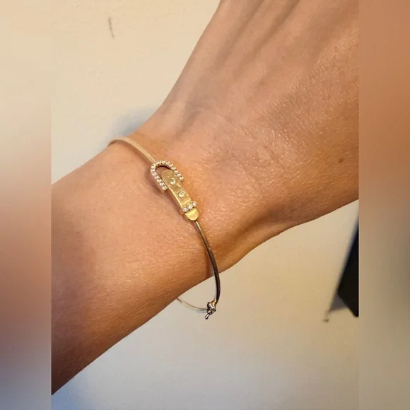 PRICE FIRM 🌟14k Yellow Gold Bangle with Diamond Buckle - Picture 4 of 6